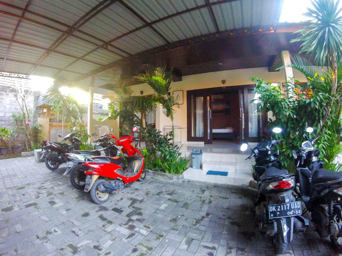 Leyeh Leyeh Homestay Canggu Buitenkant foto